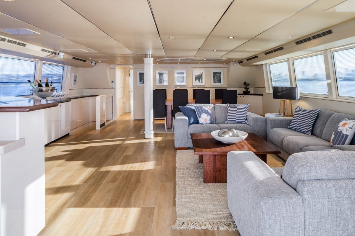 Sydney International Boat Hire Cruise