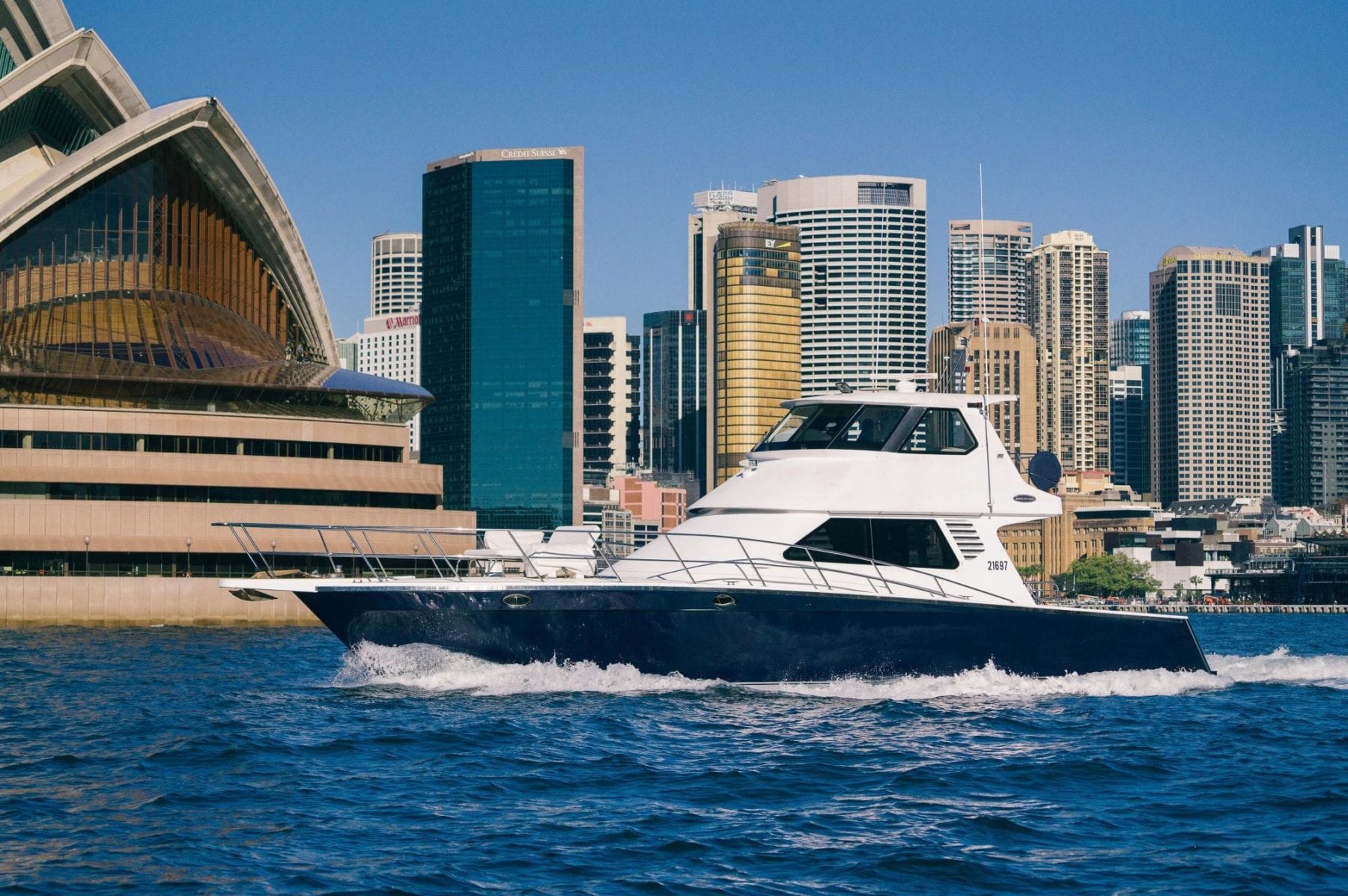 yacht charter sydney harbour